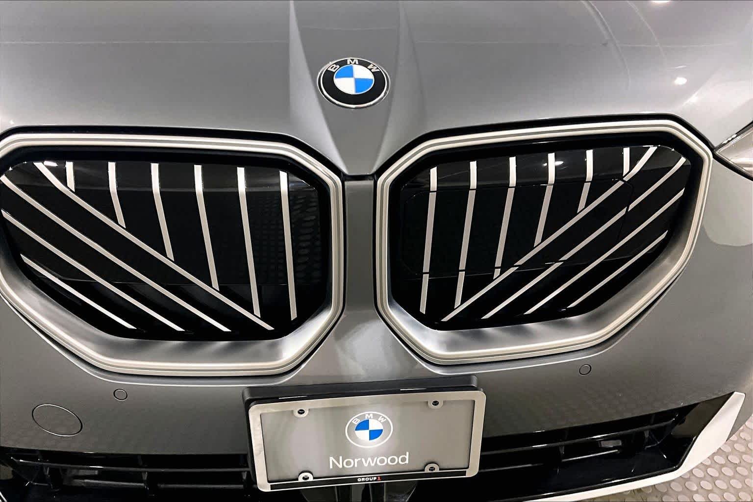 Used 2026 Skyscraper Grey Metallic BMW 30 xDrive image 30