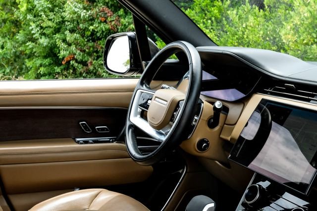 Used 2023 Black Land Rover SE image 23