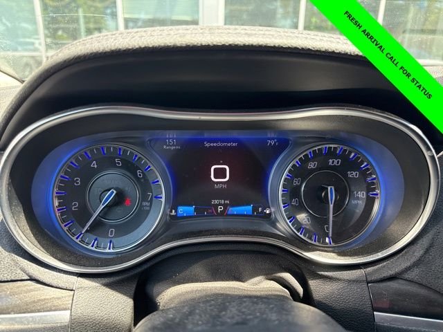Used 2018 Steel Metallic Chrysler Touring image 19