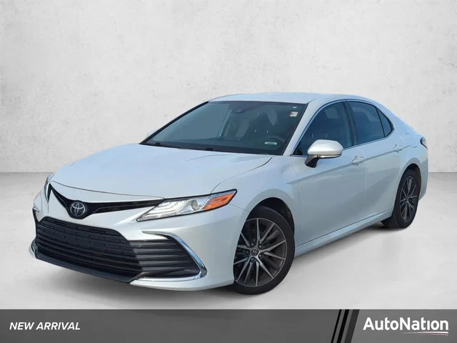 2023 Toyota Camry XLE