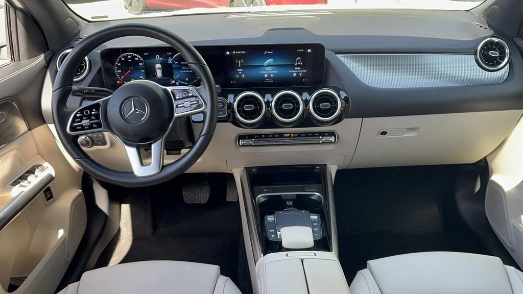 2023 Mercedes-Benz GLA Base - Photo 11