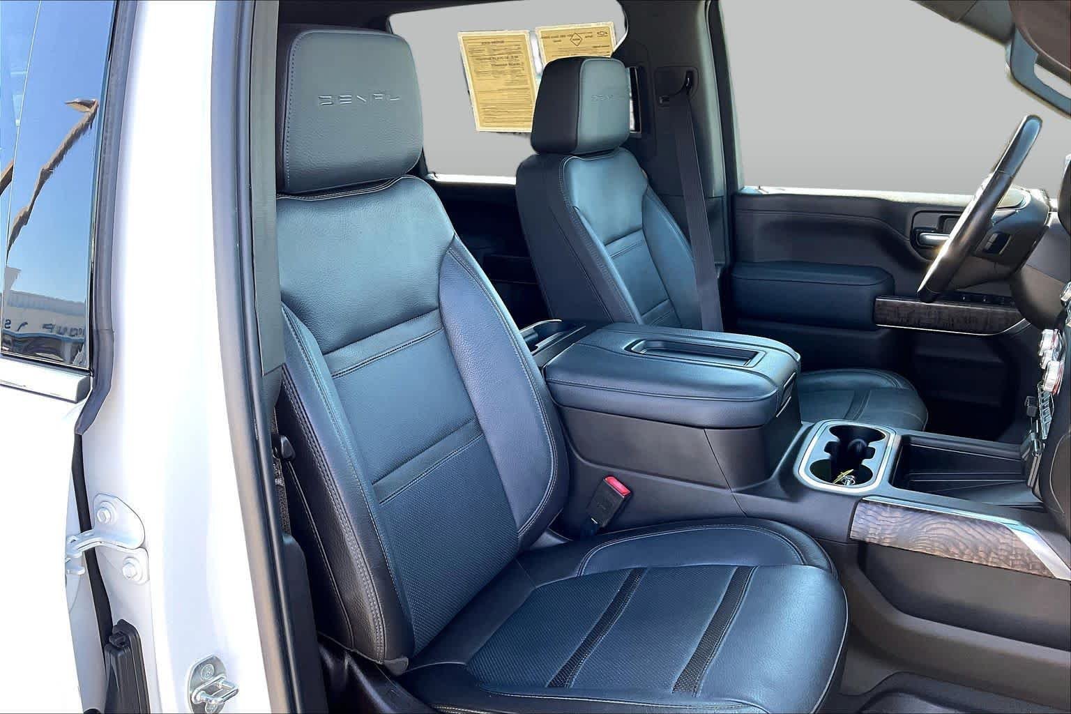 Used 2021 Summit White GMC Denali image 9