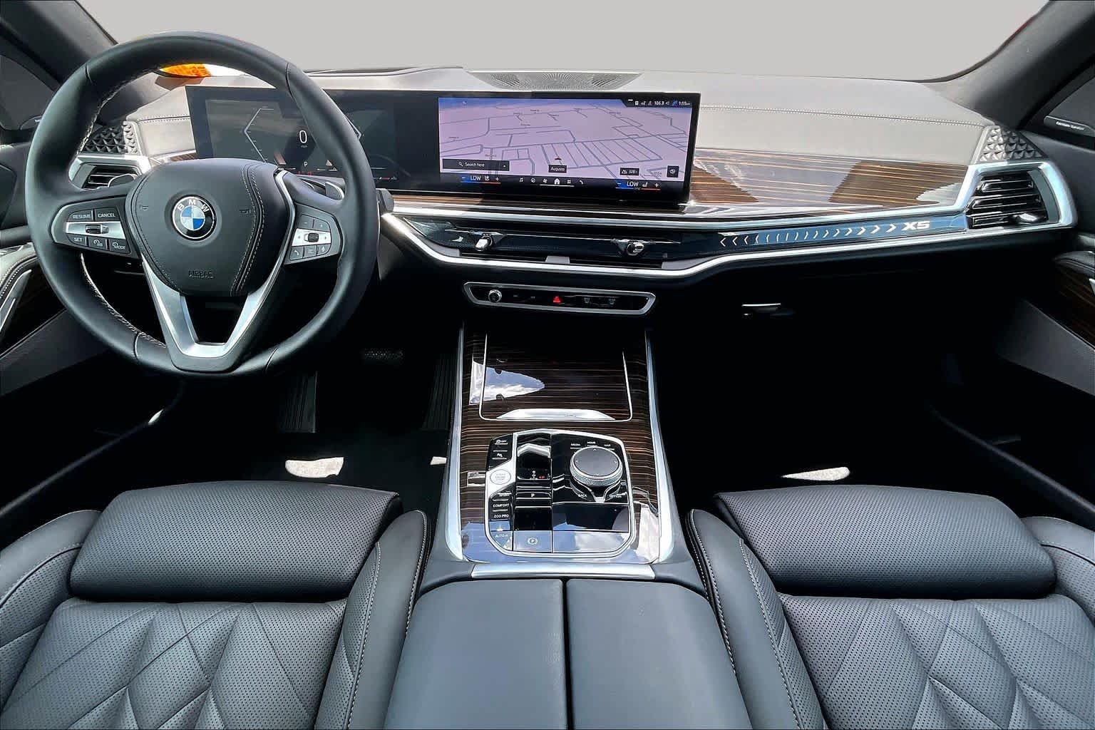 Used 2025 Skyscraper Grey Metallic BMW sDrive40i image 16