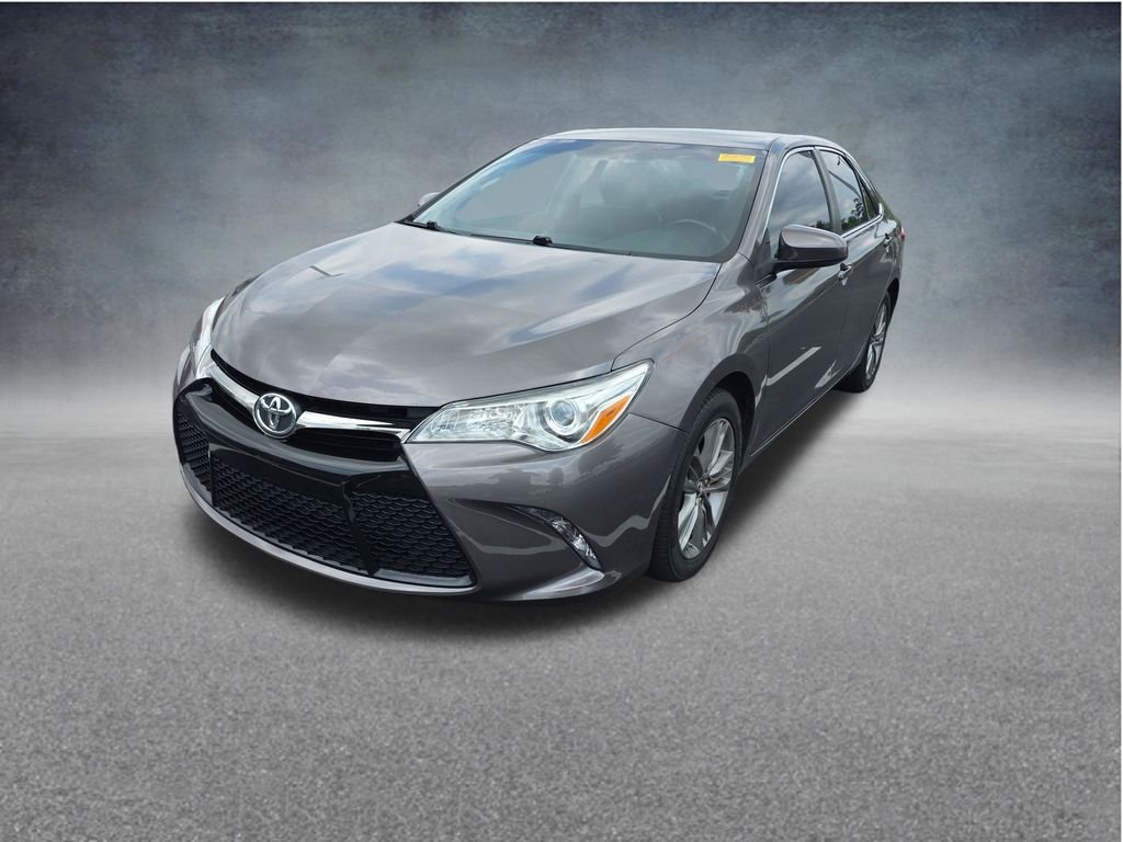 Used 2015 Gray Toyota SE image 14