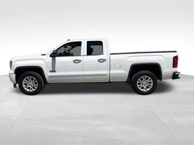 Used 2015 White GMC SLE image 7