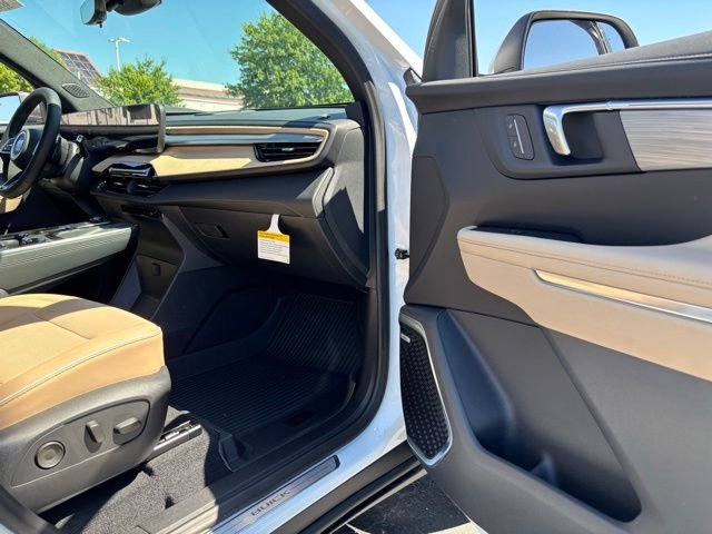 New 2026 Summit White Buick Preferred image 32