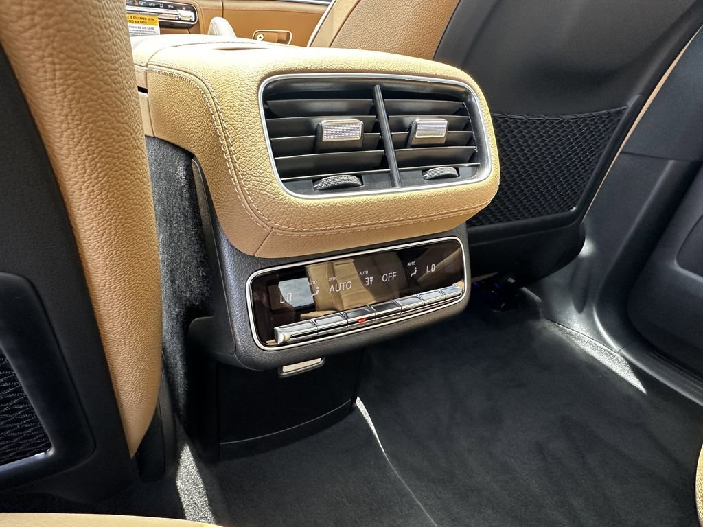 New 2026 MANUFAKTUR Alpine Grey Mercedes-Benz GLS 450 image 26