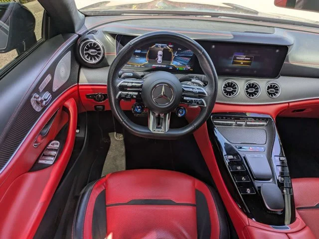 Used 2023  Mercedes-Benz Base image 17