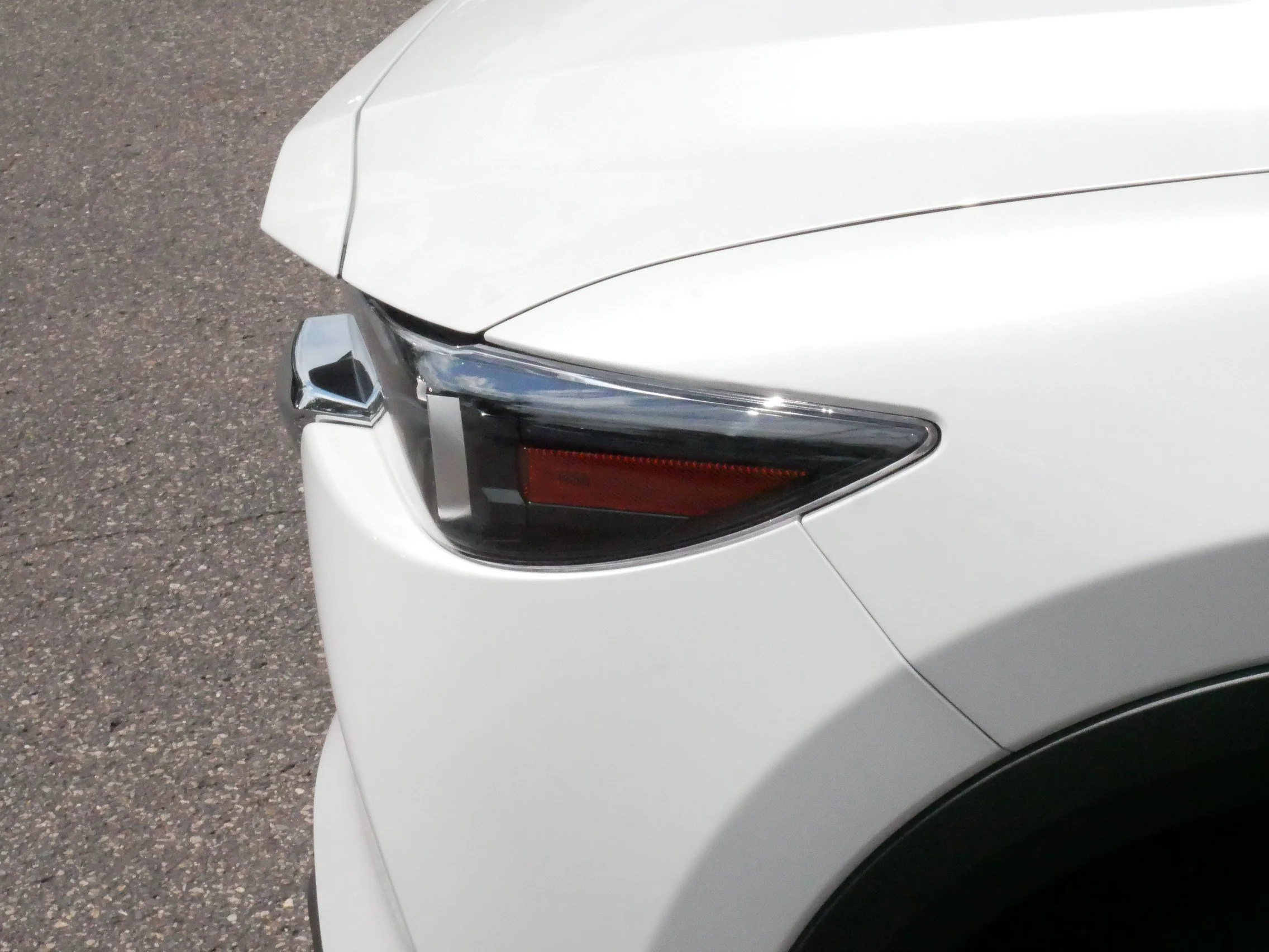 Used 2023 Rhodium White Metallic Mazda 2.5 S Preferred Package image 16