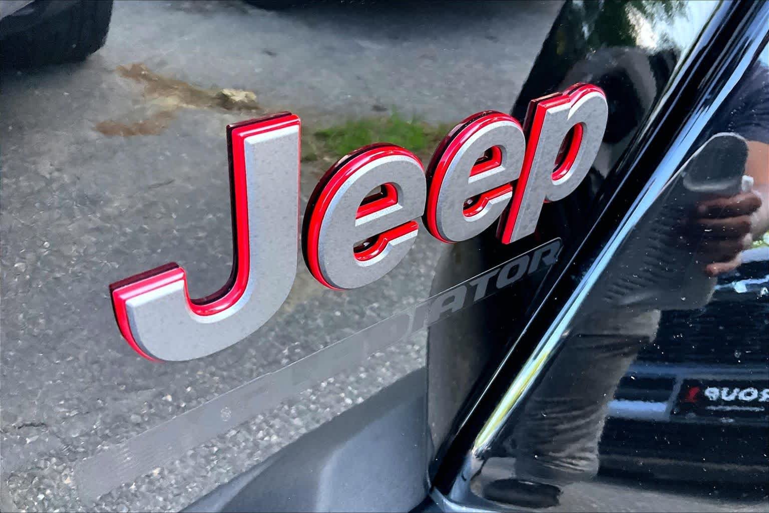 Used 2024 Black Clearcoat Jeep Rubicon X image 10