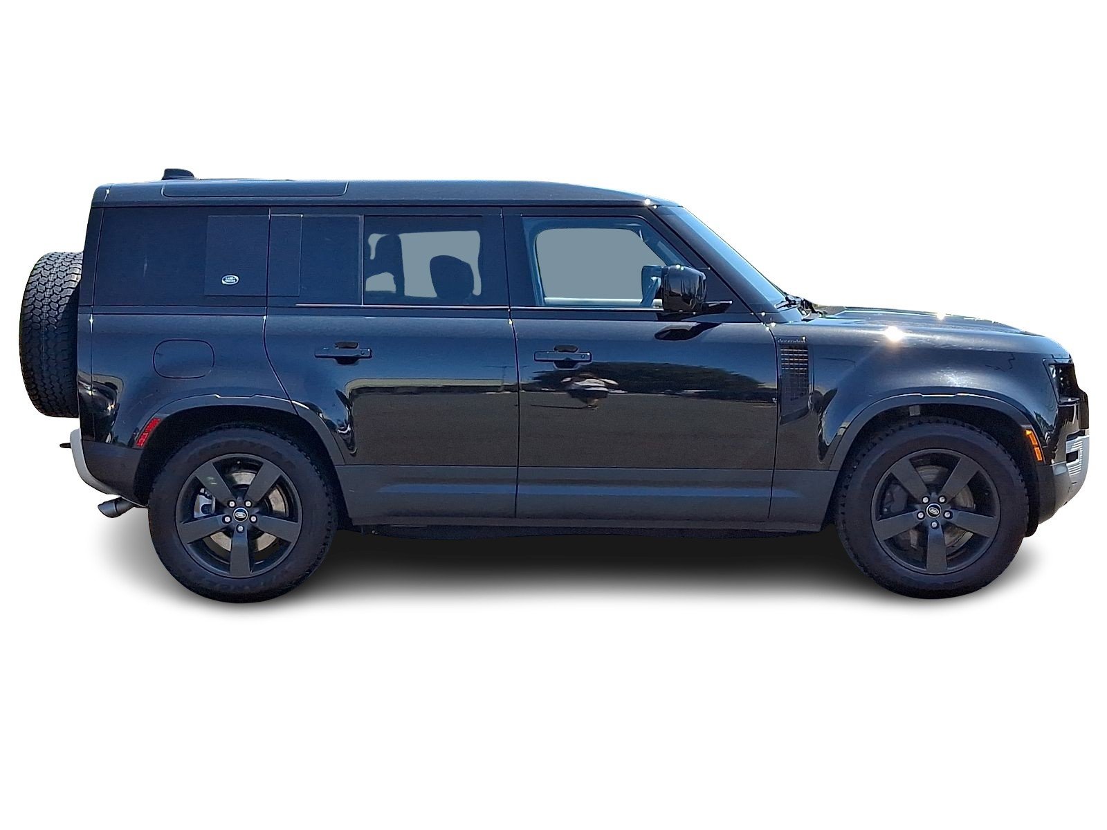 Certified Used 2024 Santorini Black Metallic   1Ag Land Rover SE image 4