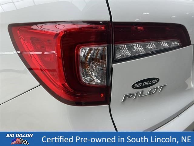 Used 2021 White Honda EX-L image 22