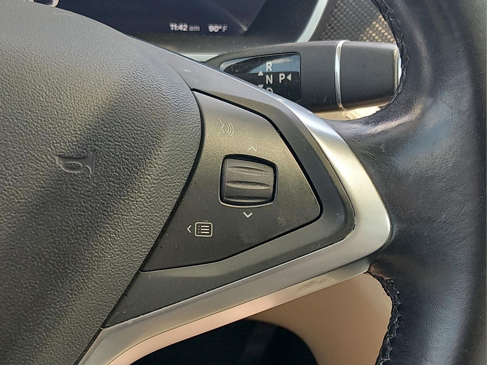 Used 2017  Tesla 90D image 28