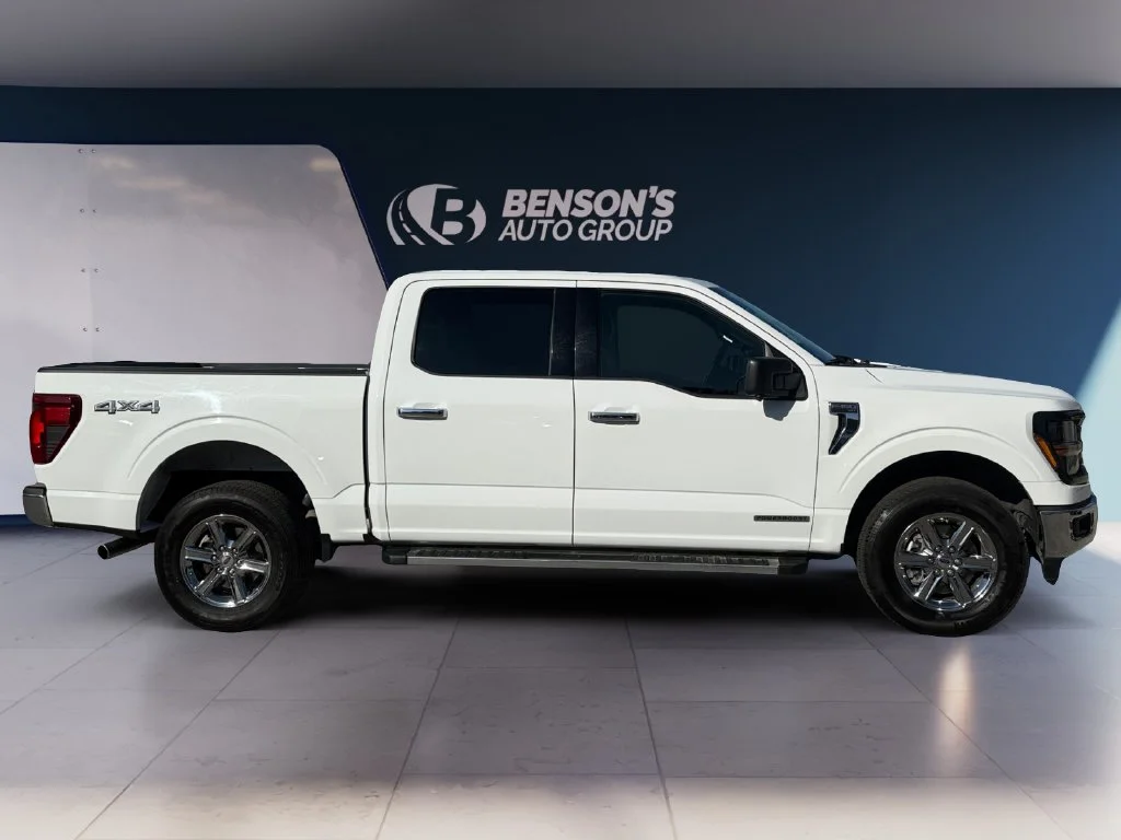 Used 2024 White Ford XLT image 6