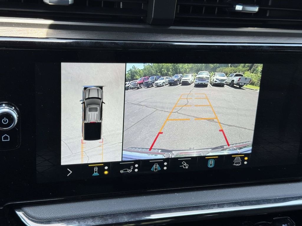 Used 2022 Black GMC AT4 image 5