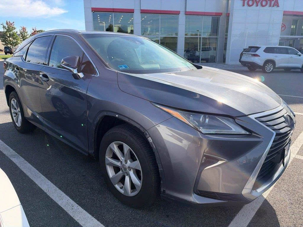 Used 2017 Gray Lexus 350 image 4