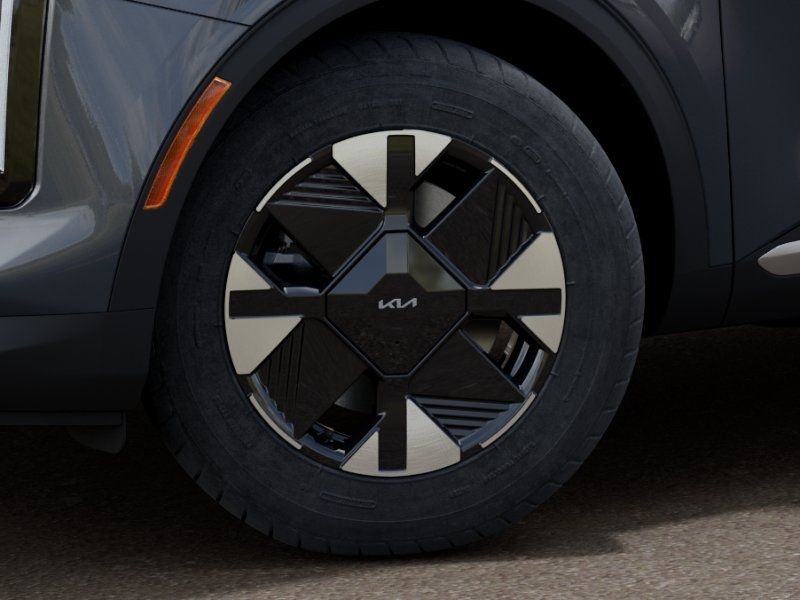New 2026 Steel Gray Kia LX image 9