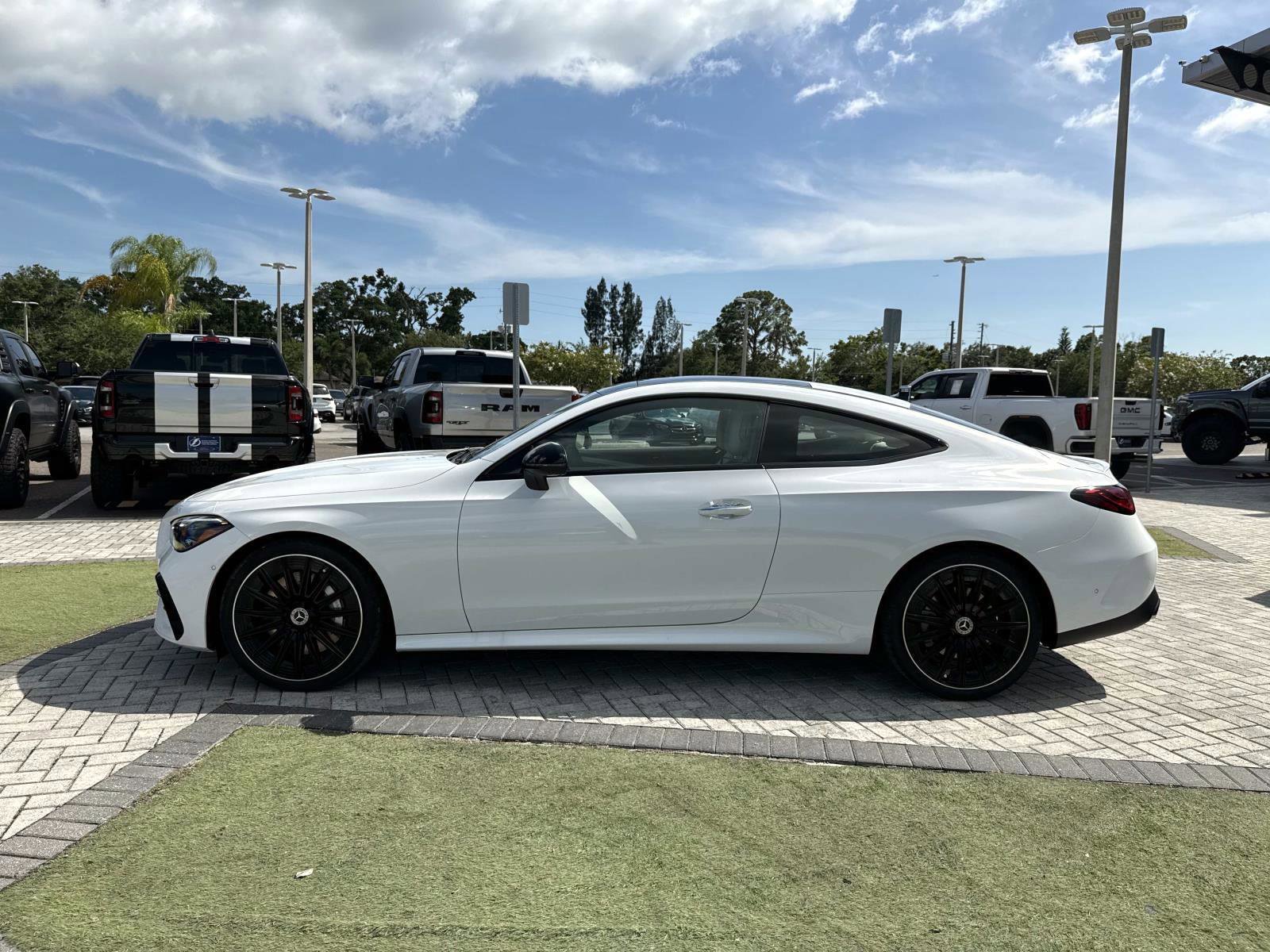 New 2026 Moonlight White Mercedes-Benz 450 4MATIC® Coupe image 3
