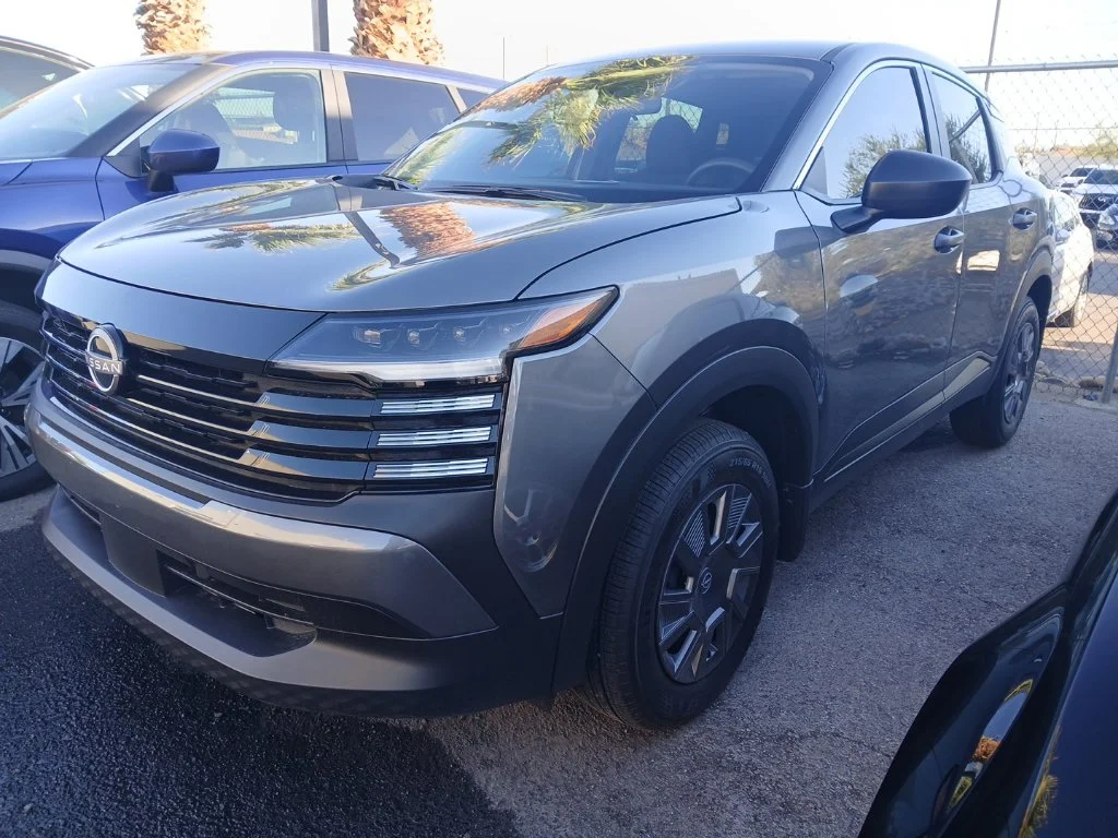 2026 Nissan KICKS