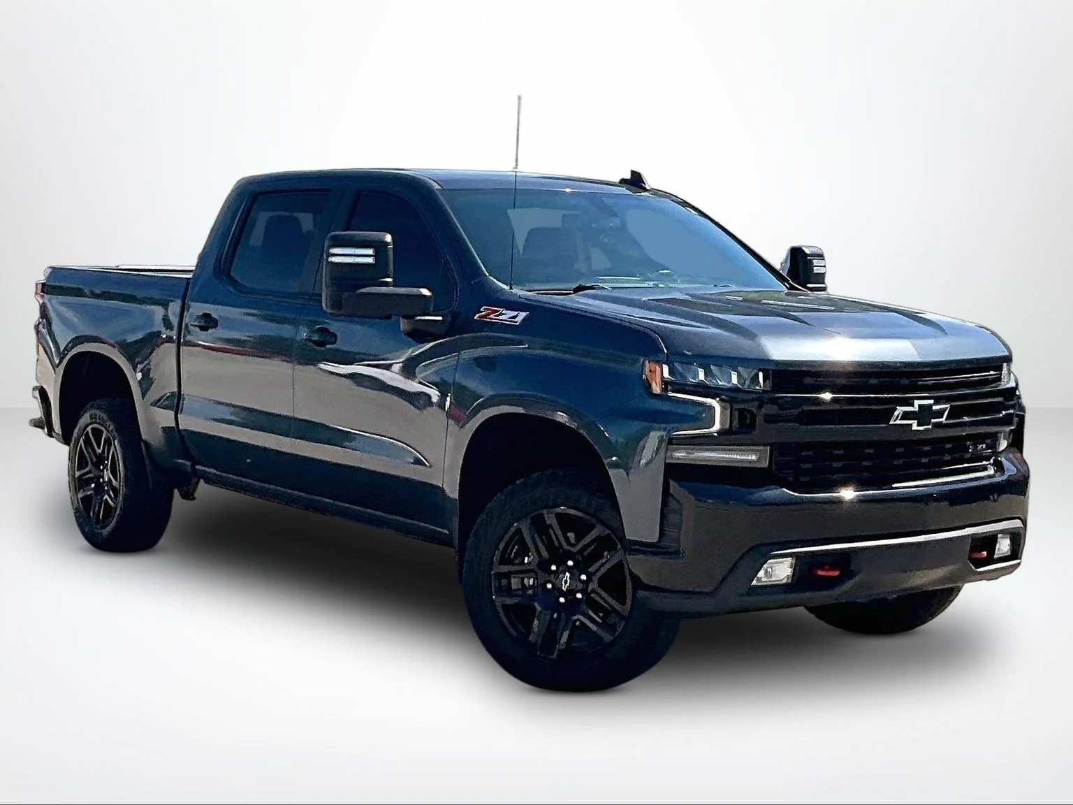 Used 2021 Gray Chevrolet LT Trail Boss image 13