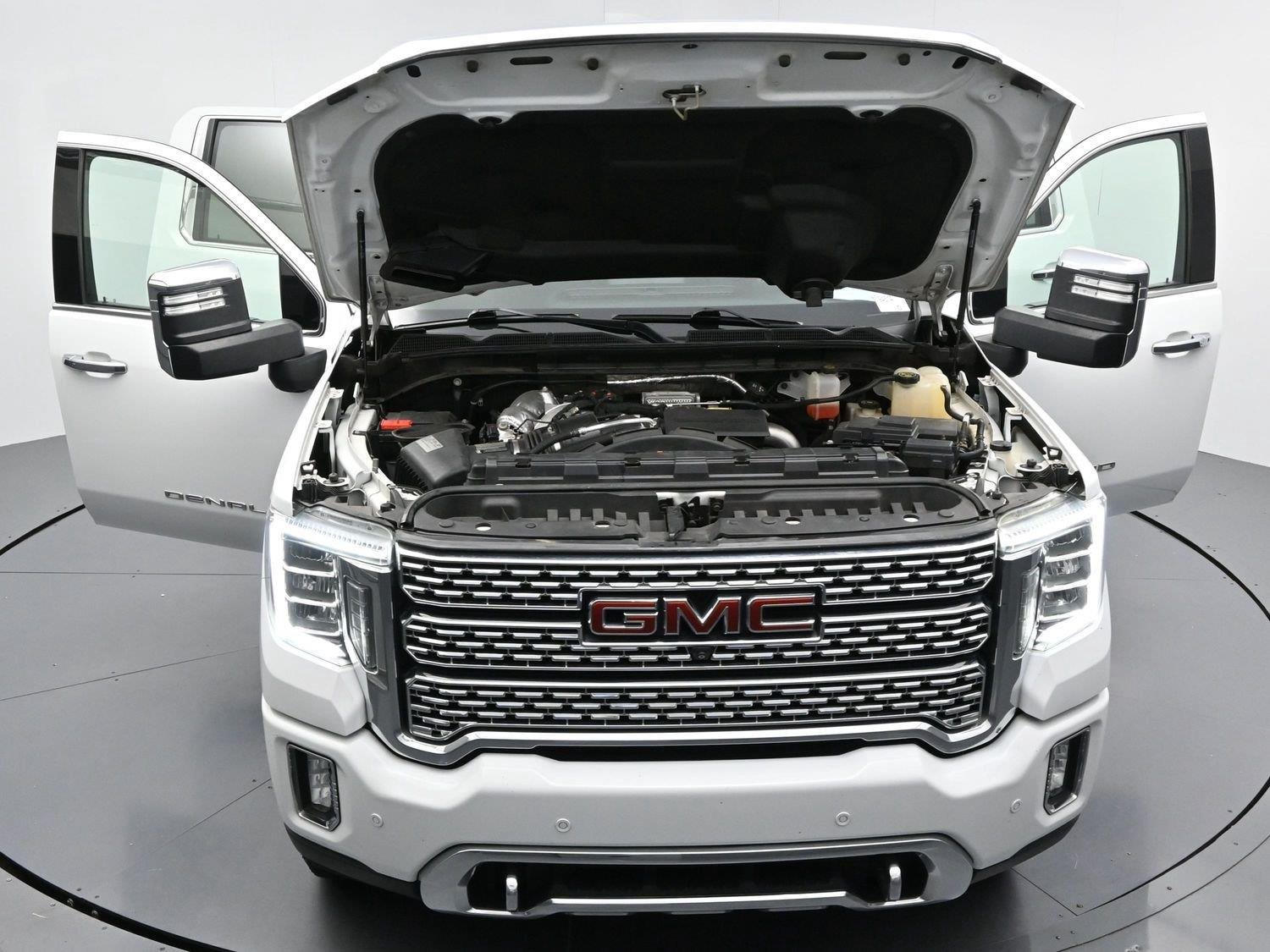 Used 2021 Summit White GMC Denali image 46