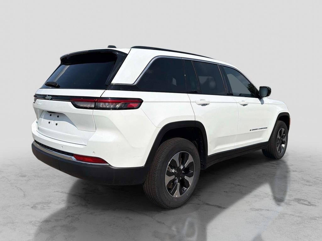 Used 2024 White Jeep 4xe image 5