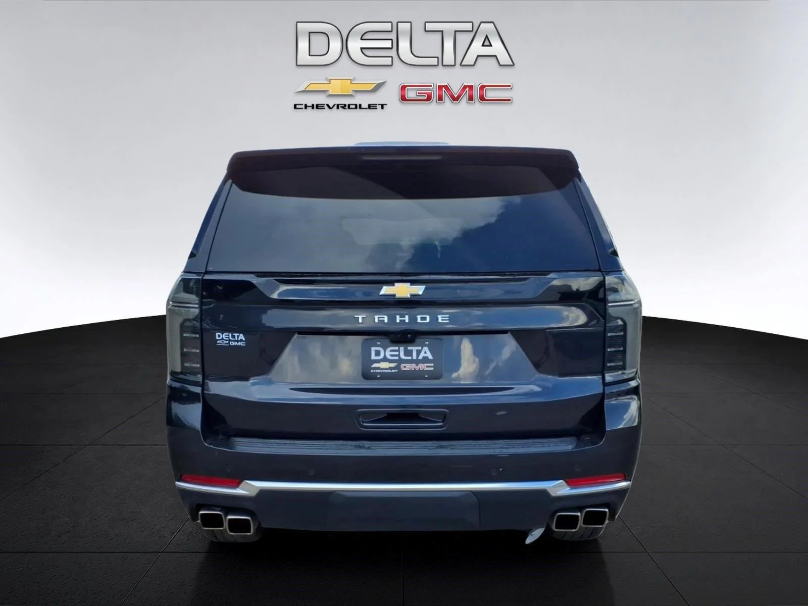 Used 2025 Dark Ash Metallic Chevrolet High Country image 4