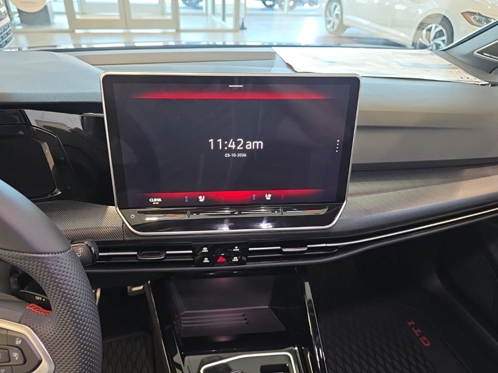 2025 Volkswagen Golf GTI SE - Photo 23