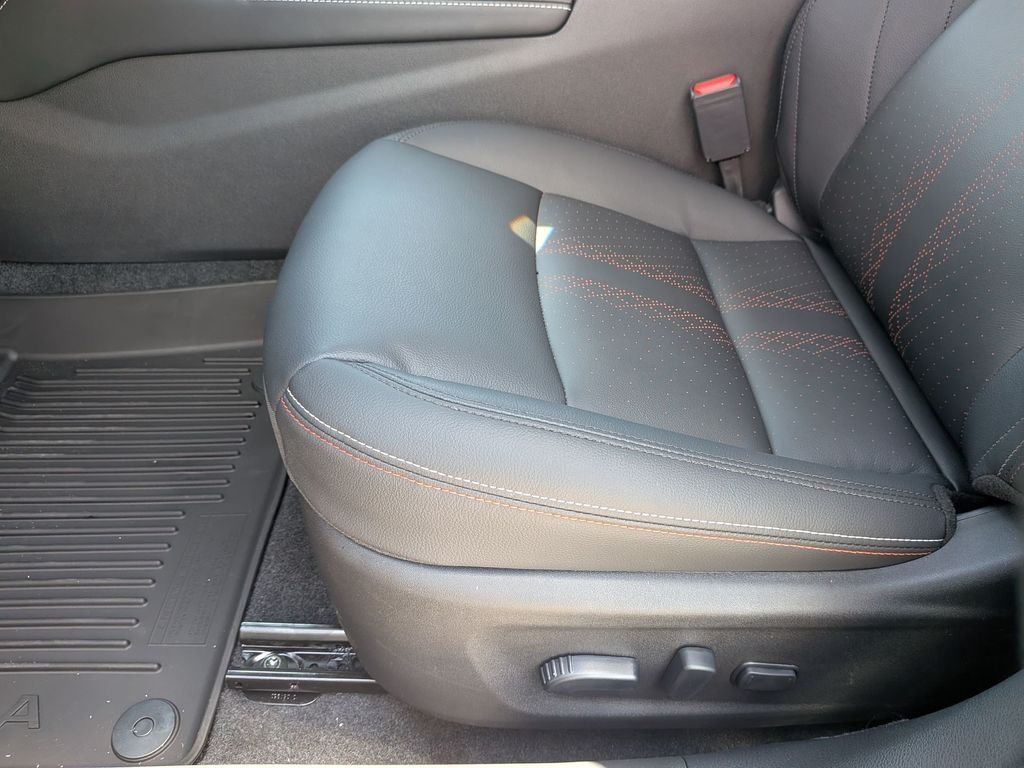 New 2026 Gray Nissan 2.5 SR image 18