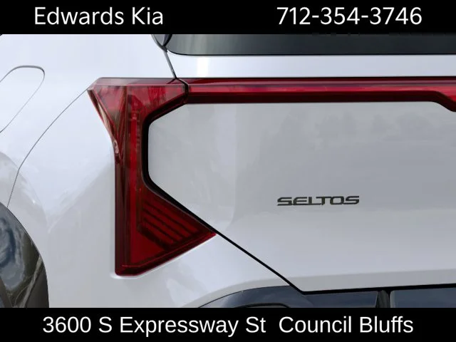 New 2027 White Kia X-Line S image 13