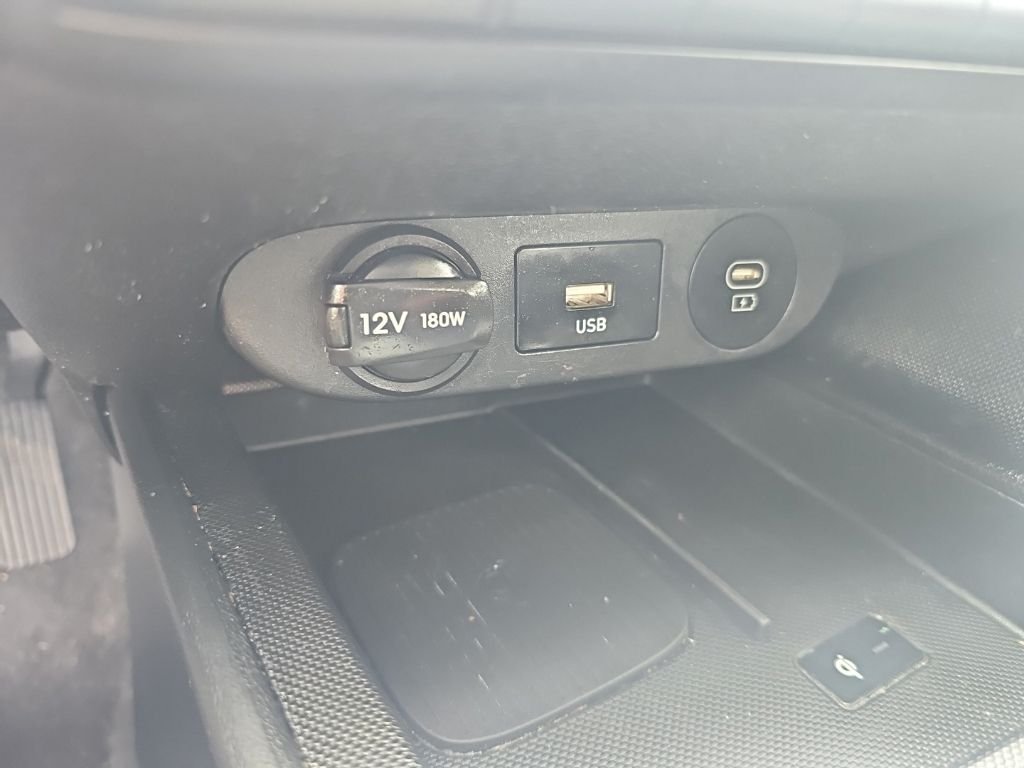 2024 Hyundai Elantra SEL - Photo 21