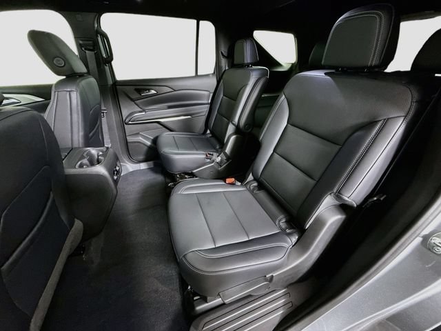 New 2027 Sterling Gray Metallic Chevrolet LT image 24
