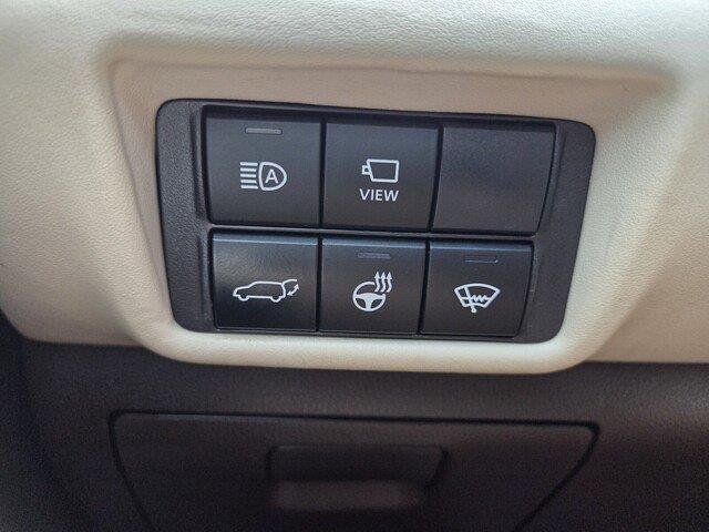 Used 2022 Wind Chill Pearl TOYOTA PLAT image 12