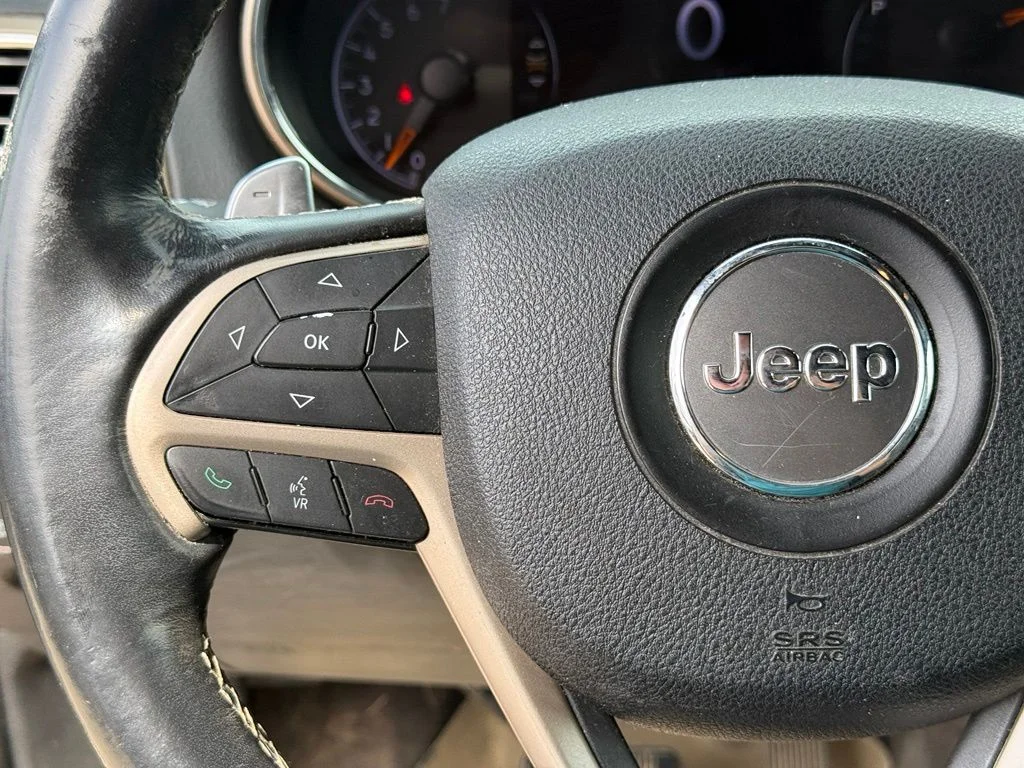Used 2016 Black Jeep Limited image 15