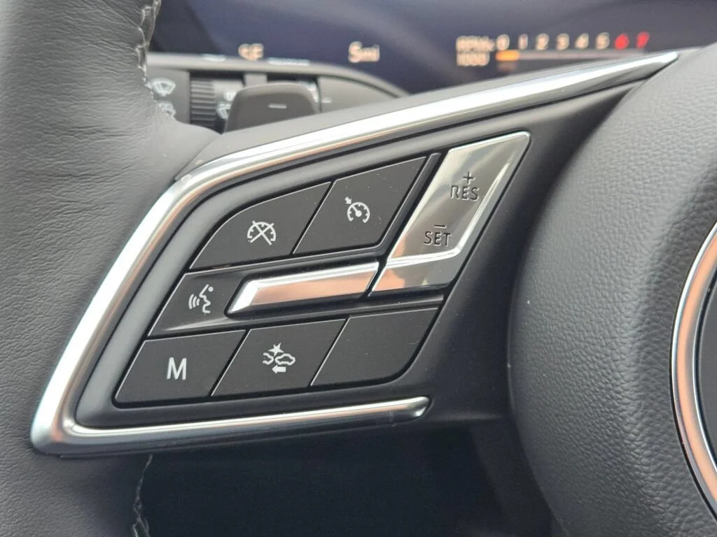 New 2026 Moonstone Gray Metallic Buick Avenir image 32