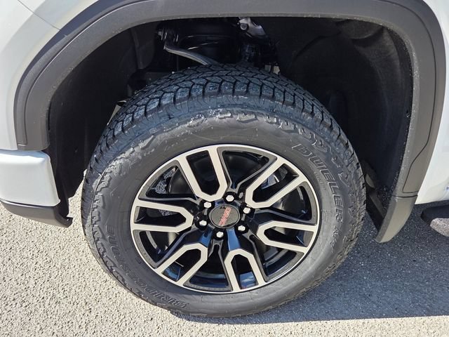 New 2026 Summit White GMC AT4 image 4