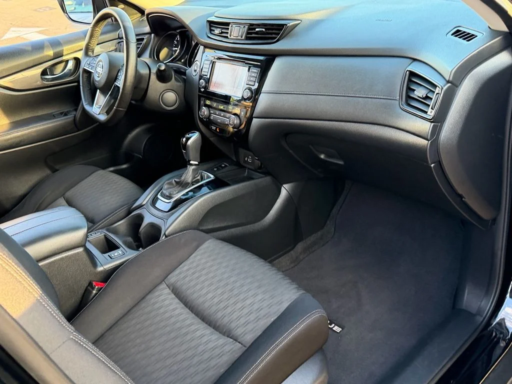 Used 2019 Black Nissan SV image 17