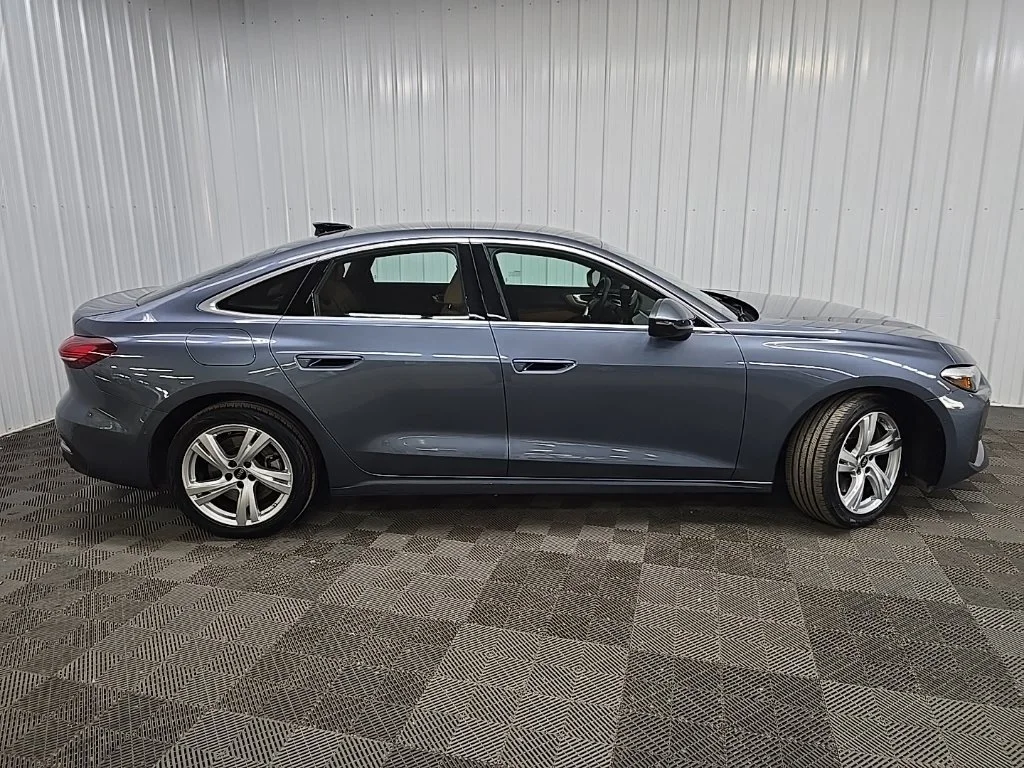 Used 2025 Horizon Blue Metallic Audi 2.0T Premium image 2