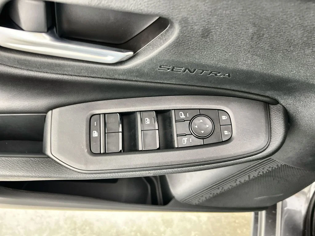 New 2026 Gray Nissan S image 15