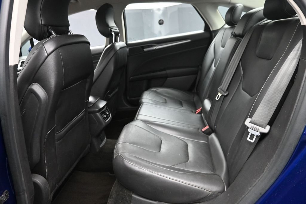 Used 2014 Blue Ford Titanium image 12