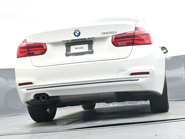 Used 2016 White BMW 328i image 33