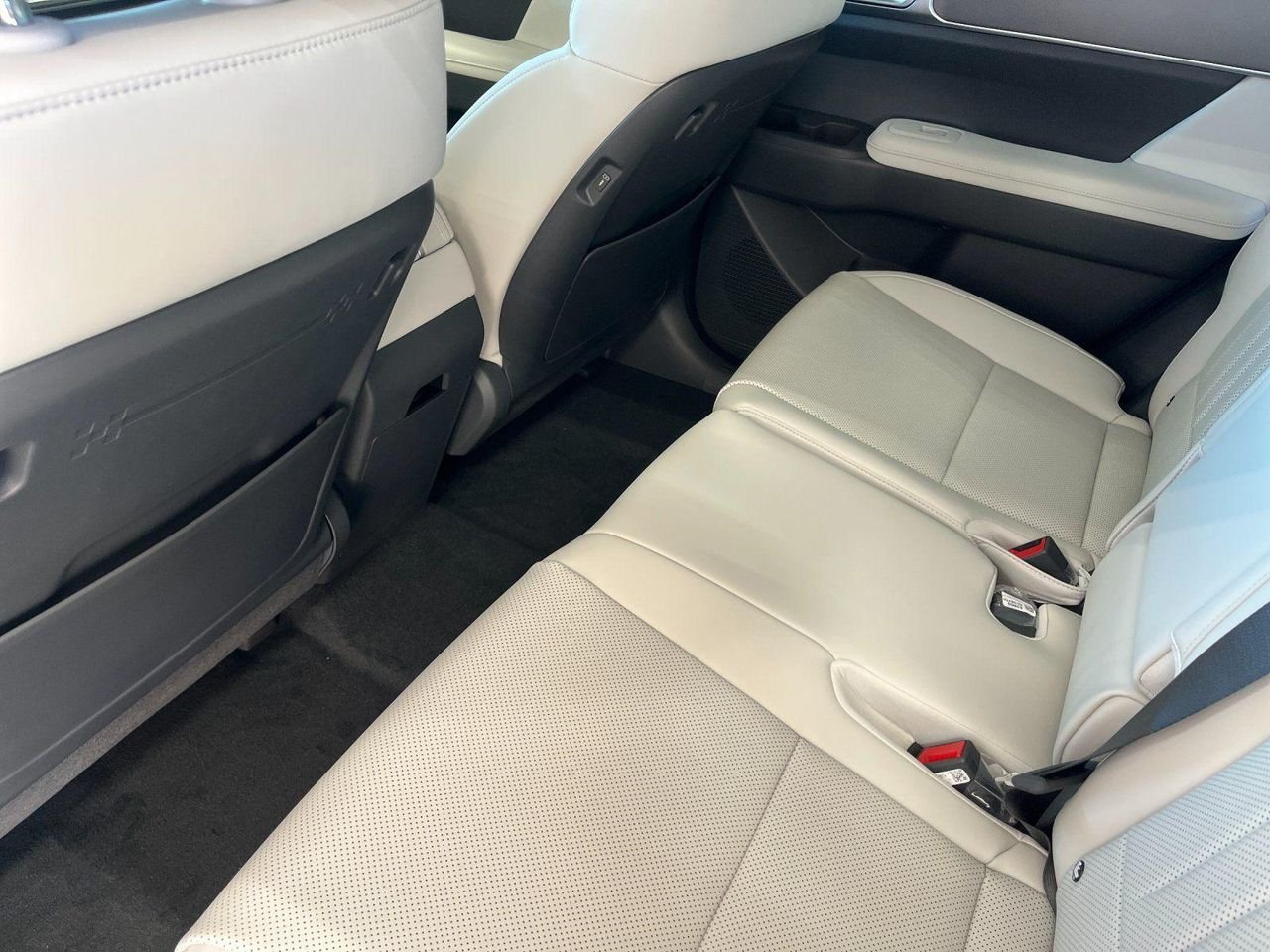 New 2026 Gray Hyundai SEL image 11