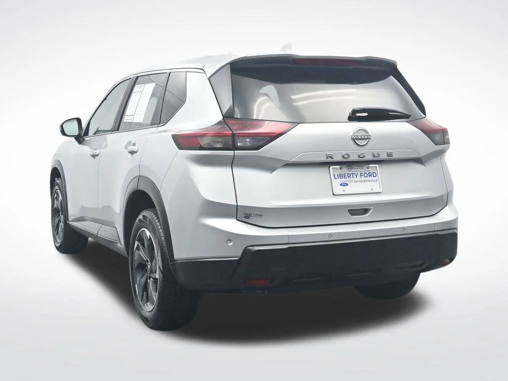 Certified Used 2025 Brilliant Silver Metallic Nissan SV image 9