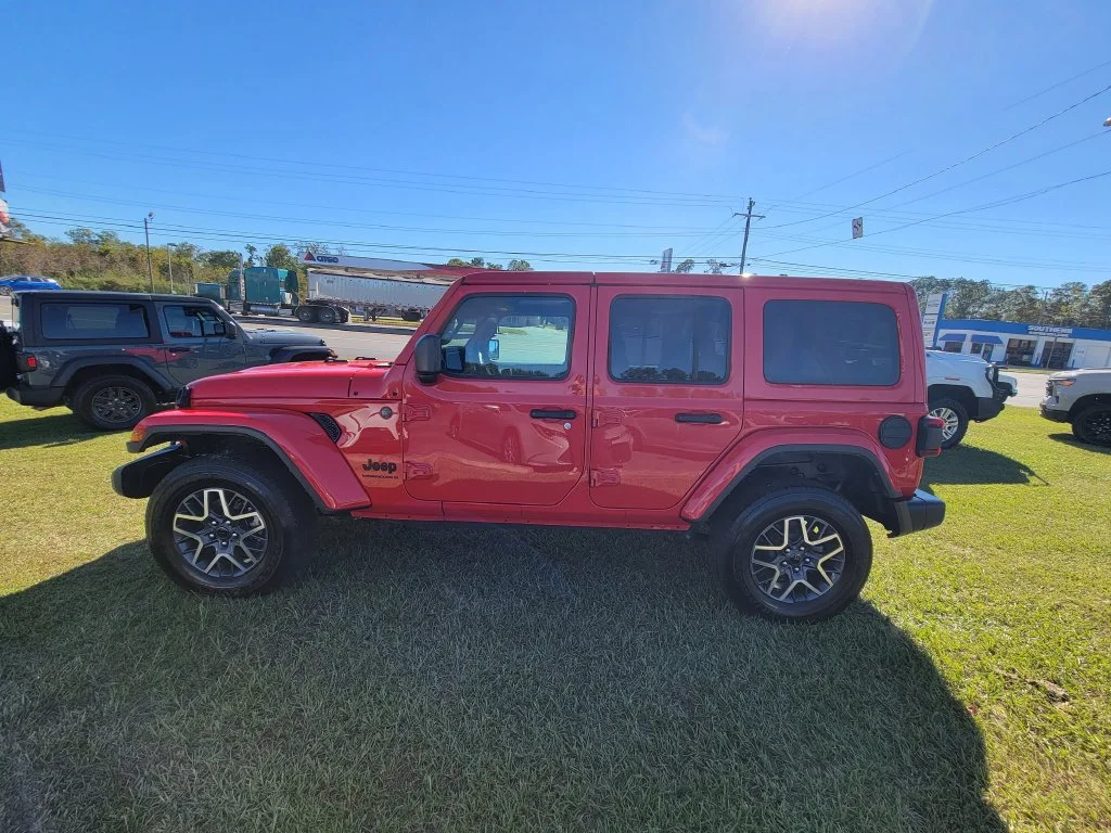 Used 2025 Red Jeep Sahara image 3