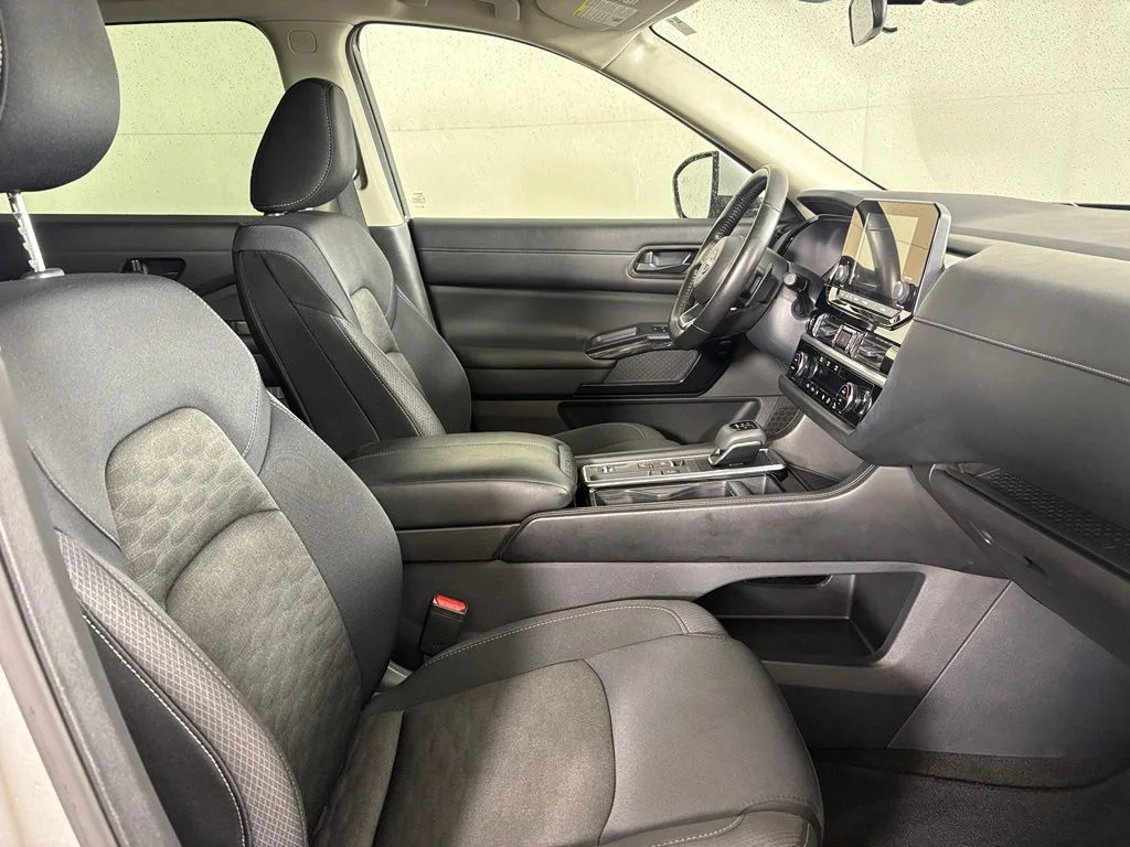 Used 2024 Silver Nissan SV image 14