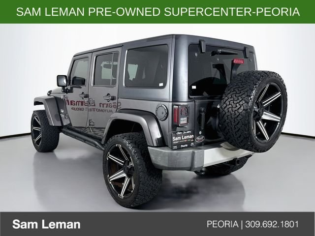 Used 2014 Gray Jeep Unlimited Sahara image 5