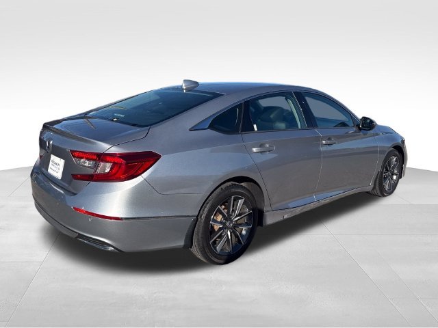 Used 2022 Silver Honda EX-L image 5