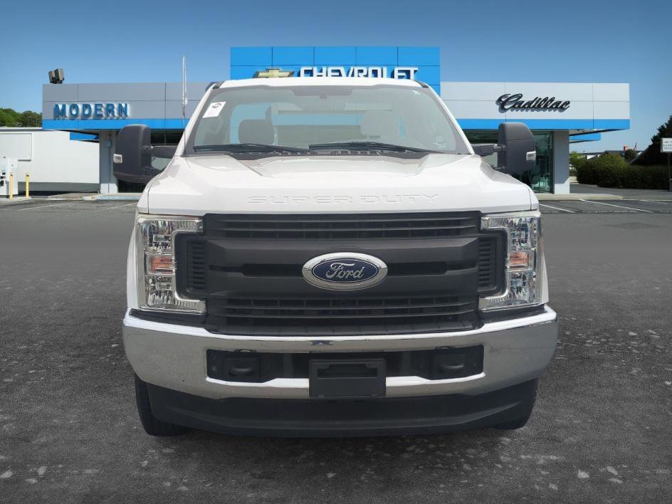 Used 2019 OXFORD WHITE Ford XL image 8