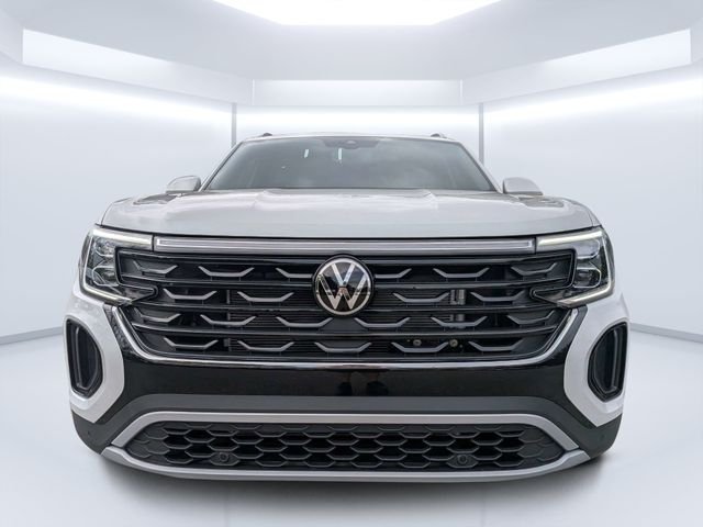 New 2026 White Volkswagen 2.0T SE w/Technology image 8