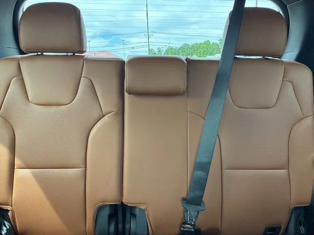 Certified Used 2025 Wolf Gray Kia EX X-Line image 29